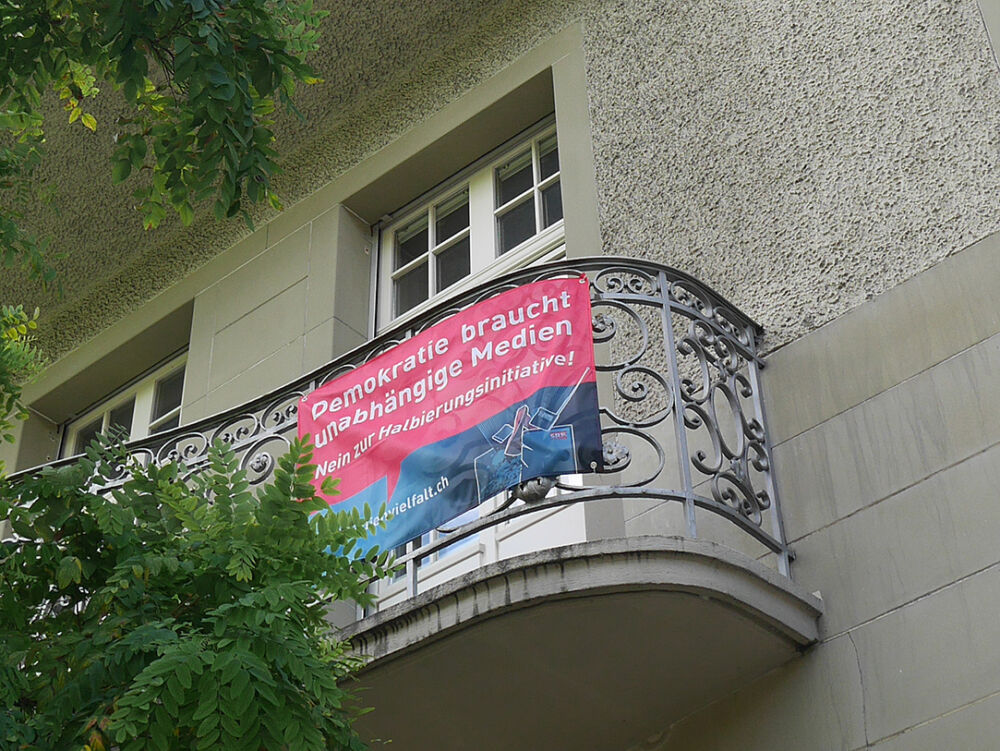 Fahne Halbierungsinitiative 2 Detail